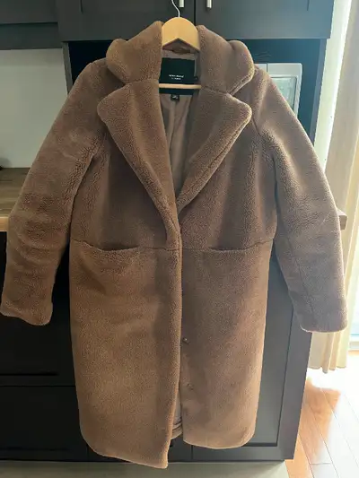 Manteau fausse fourrure, View more