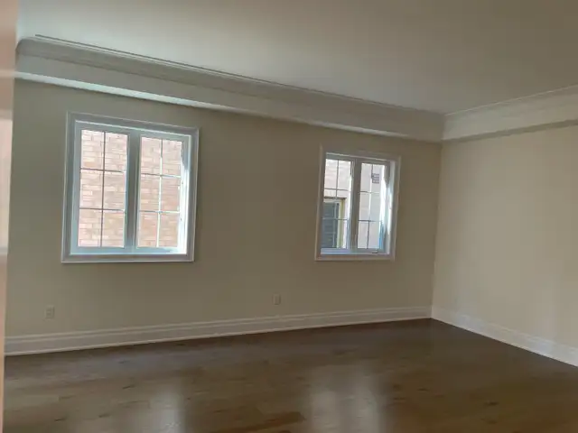 4200 S F, only 3-year-old, very good condition from Feb 1 in Long Term Rentals in Markham / York Region - Image 12