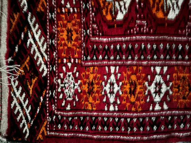Turkmen Hand Woven Rug62863260072962123