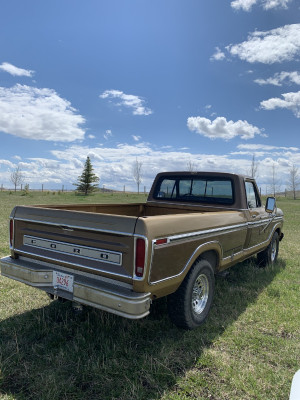 1979 Ford F 250 XLT Camper Special