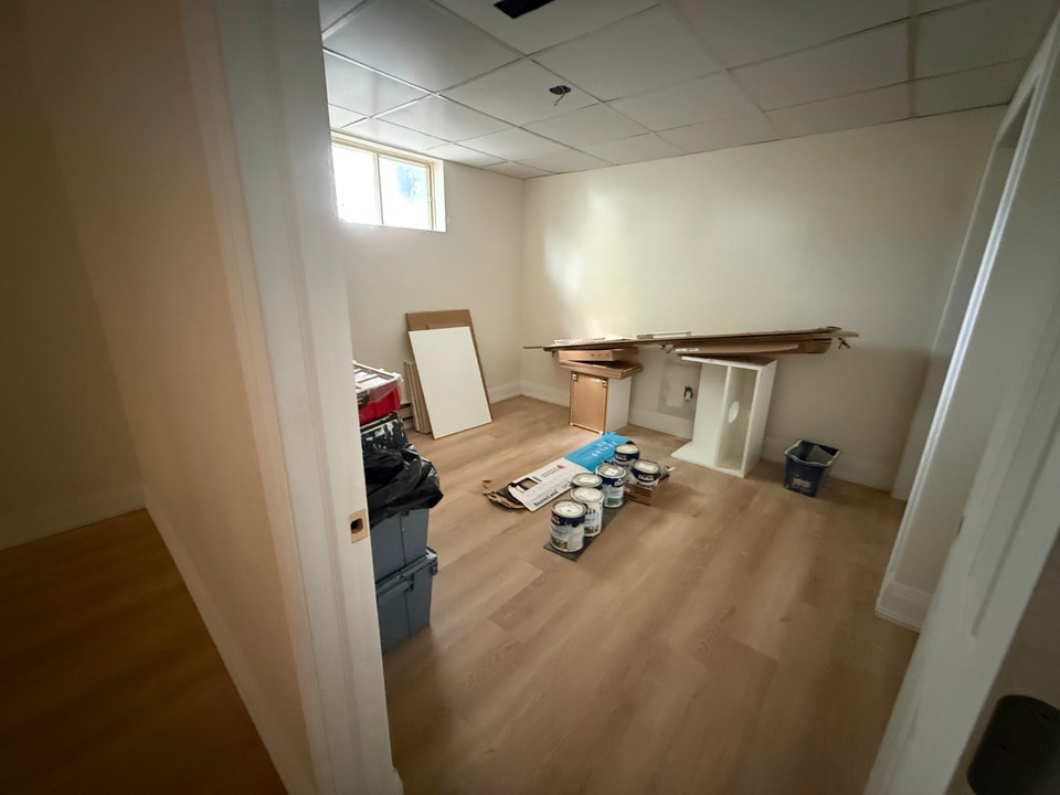 Newly renovated, centrally located 1 bedroom apartment 5