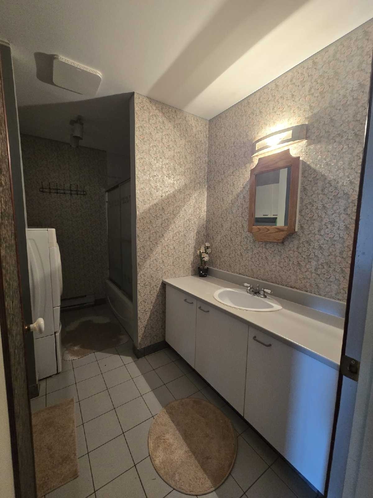 428 Pl. de l'Épervière — photo 2