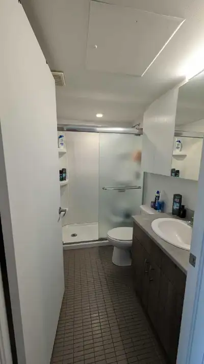 Location à la nuit ‼️ À 2 PAS DU MÉTRO BERRI-UQAM – EN PLEIN CENTRE-VILLE Profitez des week-end les...
