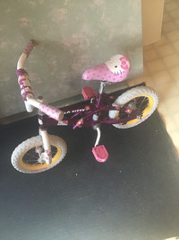 Vélo de montagne pour enfant de marque hello kitty gr: 2.5