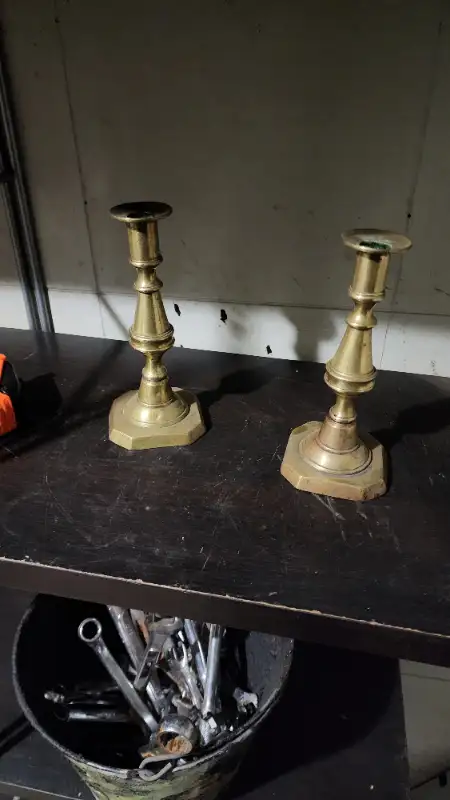 Brass candle holder stands 7'' in Home Décor & Accents in Oakville / Halton Region - Image 4