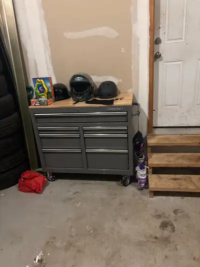 husky tool chest , View more