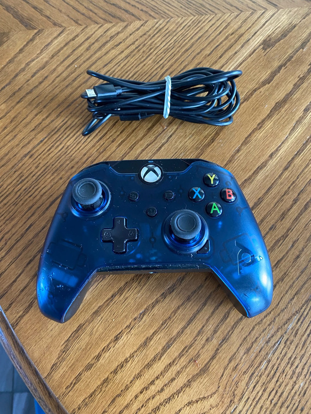 XBox 1 controller in XBOX One in Dartmouth - Image 2