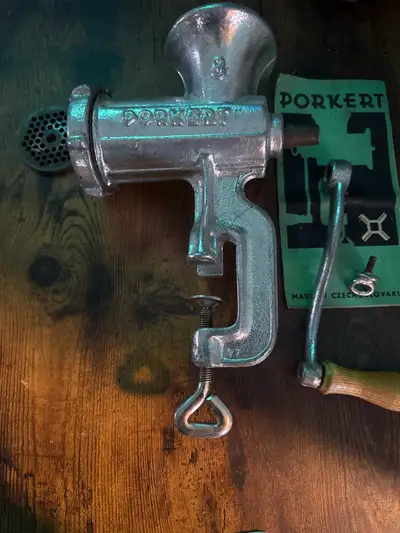 Vintage manual meat grinder PORKERY brand model size 8 manual hand crank beautiful solid wood handle...