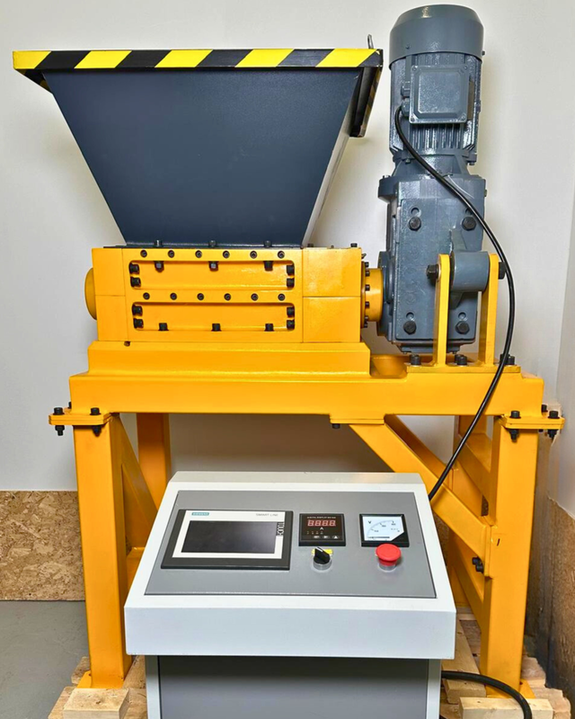 INDUSTRIAL SHREDDER in Other Business & Industrial in City of Toronto - Image 3