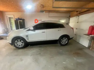 Hi there , we have our 2014 CADILLAC SRX up for sale. Our car has been meticulously maintained and p...