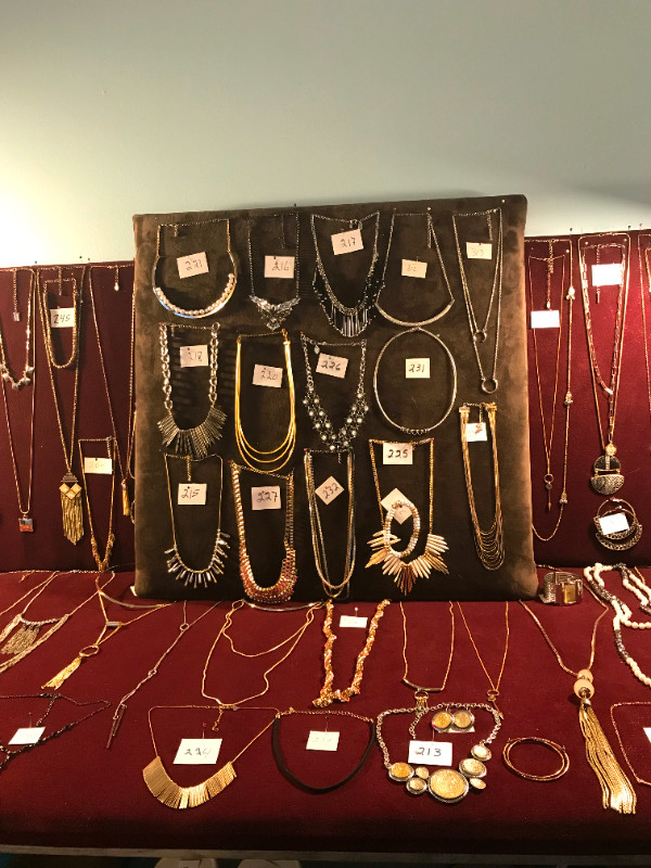 Bijoux à vendre dans Bijoux et montres  à Saint-Hyacinthe - Image 4