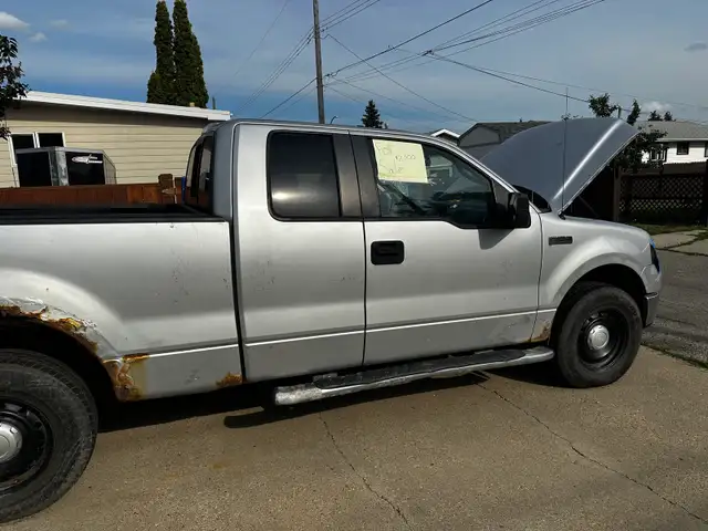 2008 Ford F-150 4x4 Club Cab – $1,500 firm