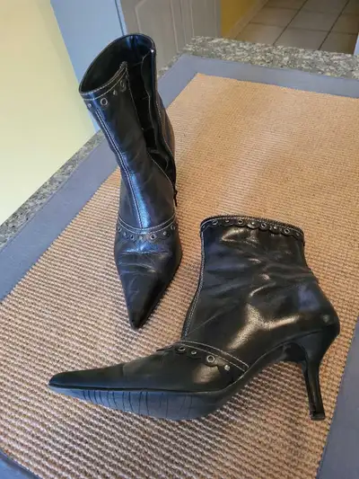 Sexy Night Out Shoes  size 8, View more