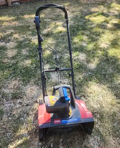 Toro Powercurve Snowblower, View more