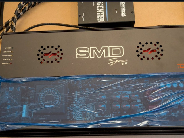 SMD 5 channel amplifier  in Audio & GPS in Oshawa / Durham Region