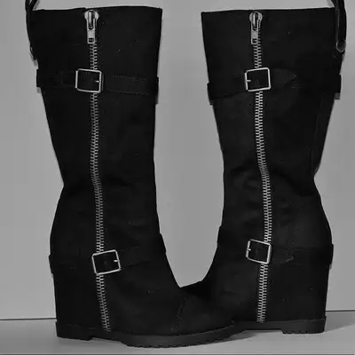 NEW Apostrophe Hidden Wedge Boots “SASH” – Women 6M, Black color, View more