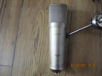 Apex530 Uni-directional Condenser Microphone, View more