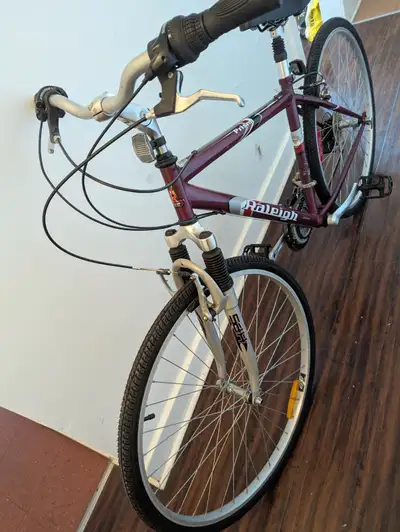 Raileigh hybrid bike for sale 160, like brand new, View more