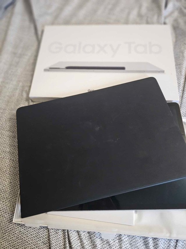 Samsung Tab s8 plus in iPads & Tablets in Winnipeg - Image 4