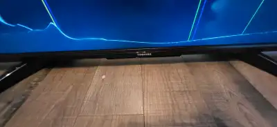 Selling a used Toshiba 55" Fire TV. Note: The screen is cracked, as shown in the pictures. Ideal for...