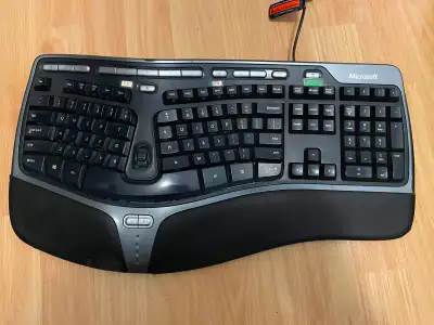 Microsoft Natural Ergonomic Keyboard 4000, View more