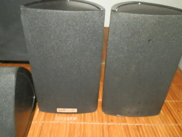 Polk Audio PSW111 8" Powered Subwoofer and Surround Sound Speake in Speakers in Dartmouth - Image 5