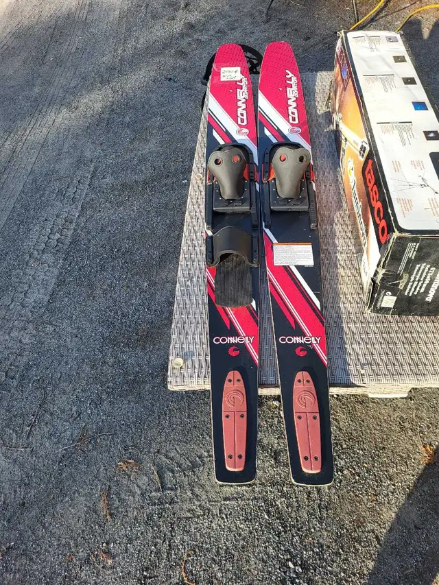 Connelly Water Ski