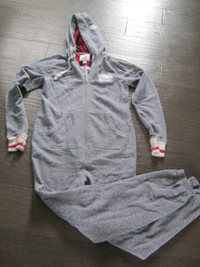 ROOTS Cabin Onesie