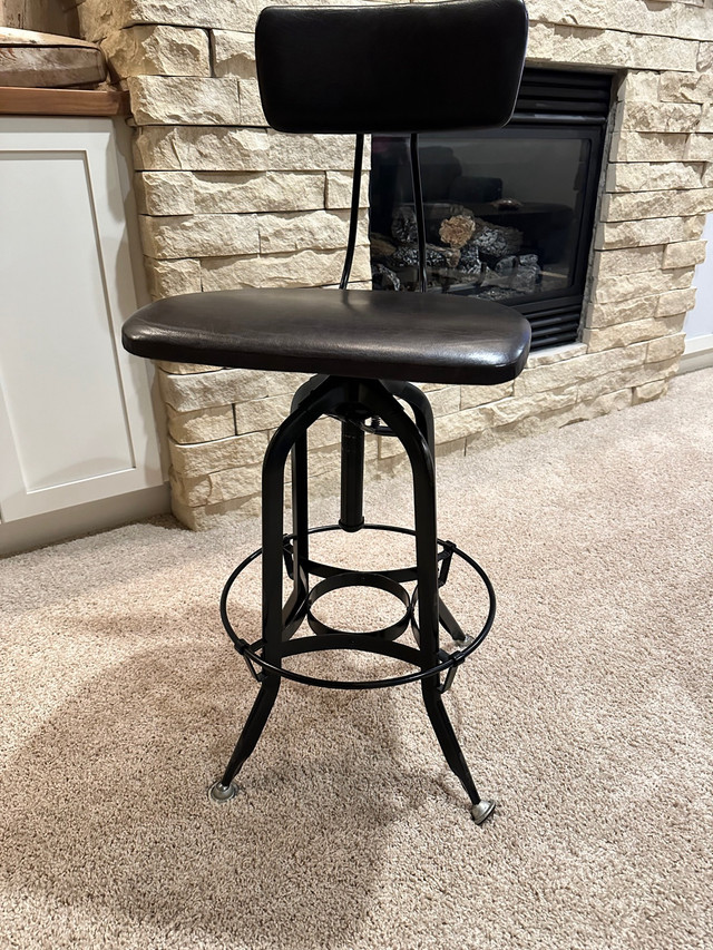Restoration Hardware Toledo Bar Stool / Counter Stool in Other in Calgary - Image 3
