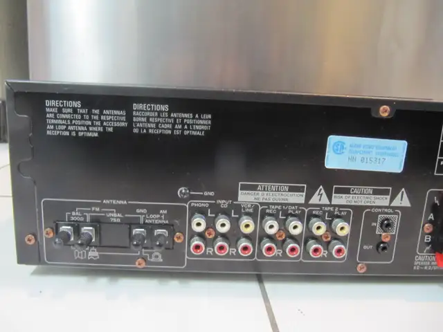 Pioneer Model SX-240 Stereo Receiver Fully Tested XCond Cir1990 in Arts & Collectibles in Mississauga / Peel Region - Image 8