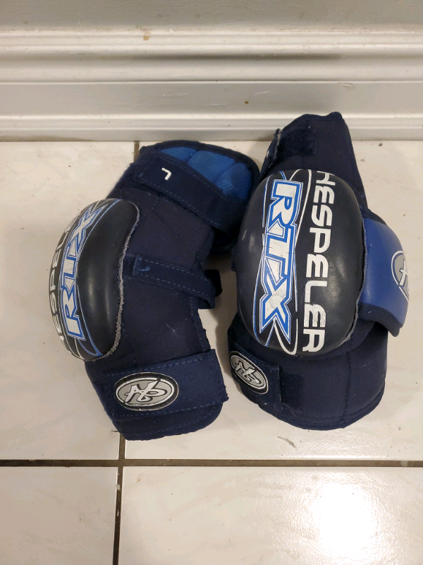 Various Brand Name Hockey Equipment. in Hockey in City of Toronto - Image 7