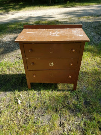 3 drawer solid wood dresser shabby chicRefinish or paint antiqu