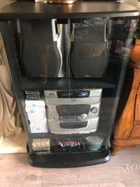 New Stereo system ,stereo speakers, and unit for Sale Penticton
