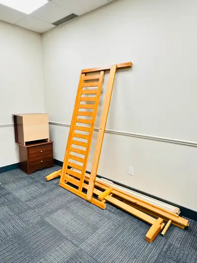 King size BED FRAME+ MATTRESS, ONLY $200！！！Biggggg  Deal, View more