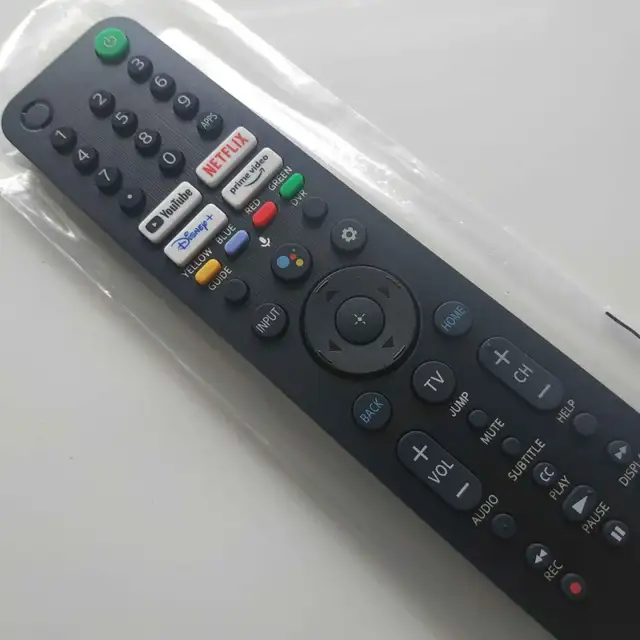 Sony Bravia TV remote control RMF-TX520P RMF-TX520U in Other in Ottawa - Image 2
