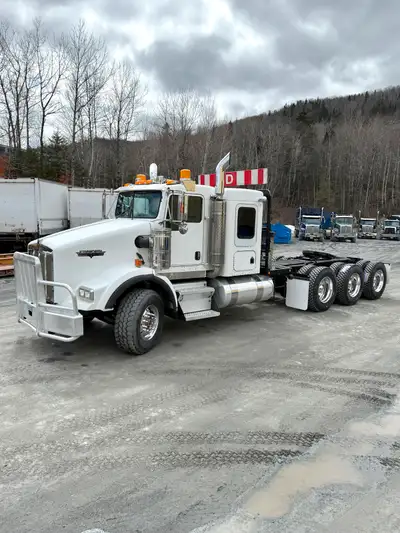 2007 Kenworth T800 Tri Drive Winch Truck Engine : Caterpillar C15 475 HP (2015 ReMan) 18 Speed Eaton...
