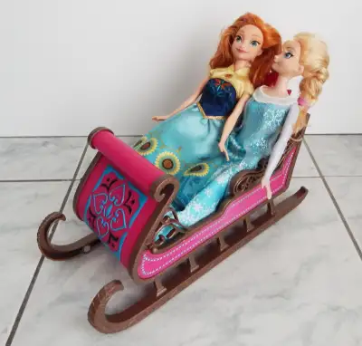 Poupées --✭Anna--et--Elsa✭--avec traîneau, View more