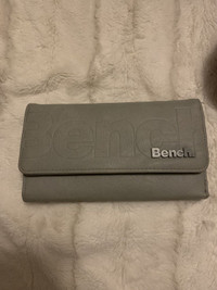 Gray bench wallet 