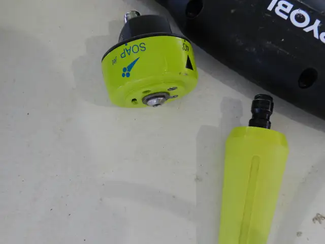 RYOBI 1800 PSI 1.2 GPM Cold Water Electric Pressure Washer + Sur in Other in Belleville - Image 6