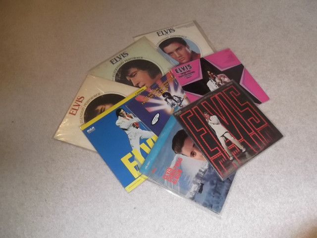 Elvis Presley vinyl record collection in Arts & Collectibles in Chatham-Kent