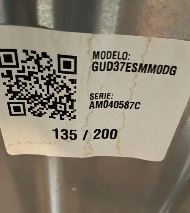 GE Washer Dryer Combo in Washers & Dryers in Markham / York Region - Image 9