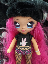 Na! Na! Na! Surprise - Limited Edition Doll & Accessories