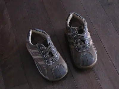 Souliers, taille 5, View more