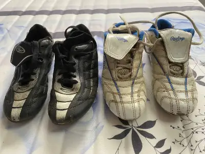 Kids soccer shoes (cleats)- sizes youth1- 4 available, View more