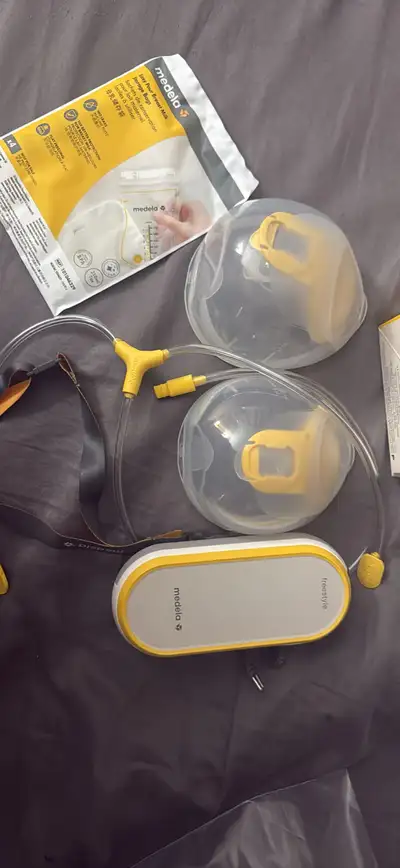 Medela Freestyle Breast Pump, View more