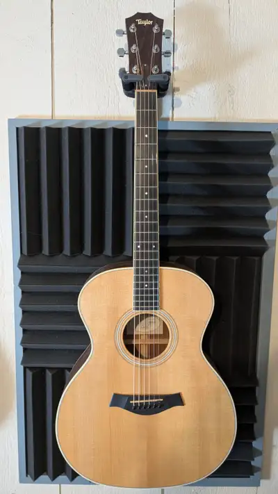 Guitare acoustique Taylor GA3, View more