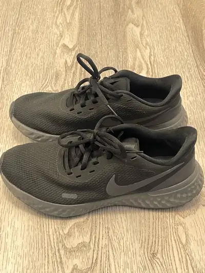 *Nike women’s running shoes black size 8 $30*, View more