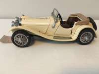 Franklin Mint 1938 Jaguar SS-100 (Cream) Die-cast Model Car