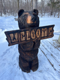 Chainsaw carving - welcome bear