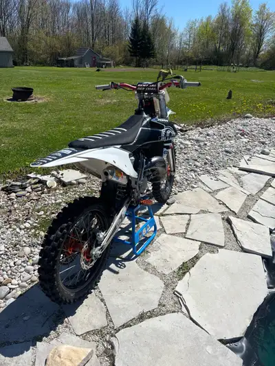 Ktm sx125 bored out to 150. Maintenance done every 5 hours 55 hours 17 hours on big bore rebuild New...